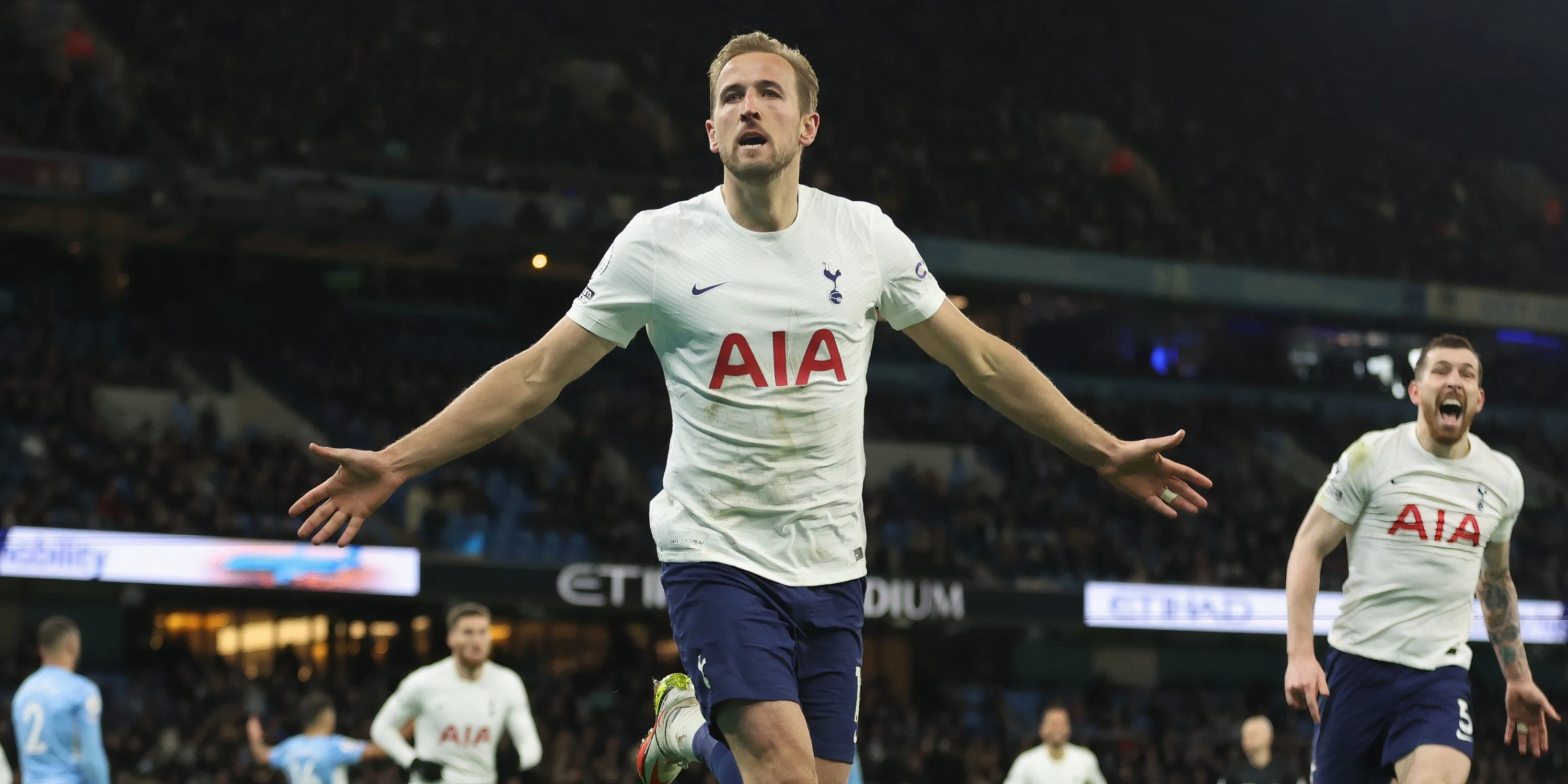 Harry Kane trong màu áo Tottenham tại giải Ngoại hạng Anh