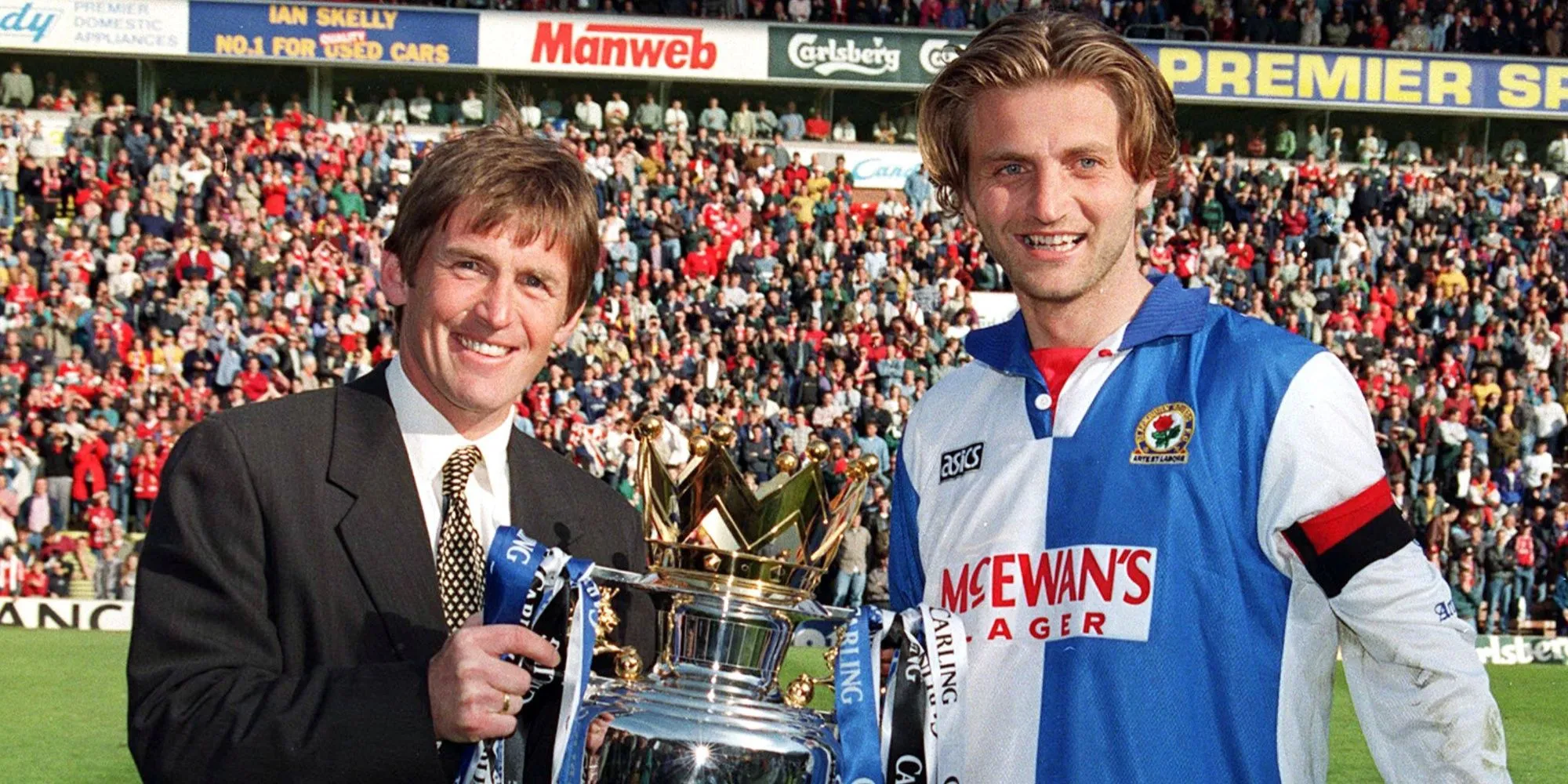 Tim Sherwood thi đấu cho Blackburn Rovers mùa giải 1994/95