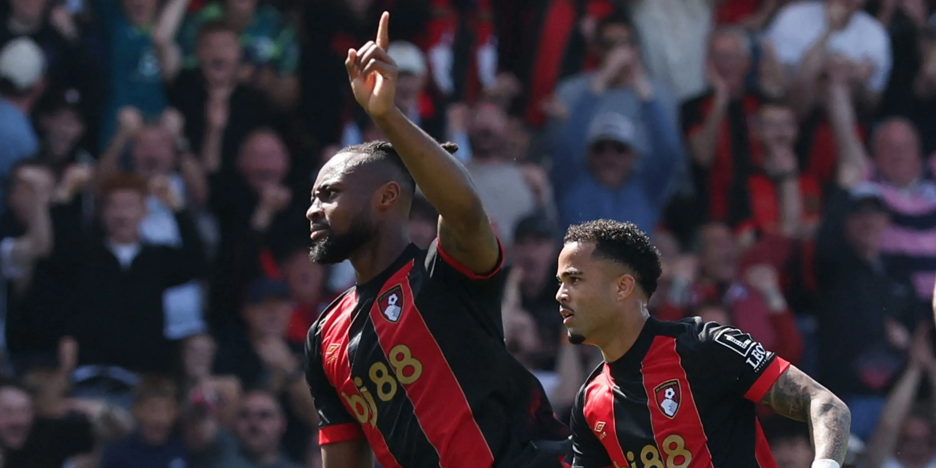Antoine Semenyo ăn mừng bàn thắng trong màu áo Bournemouth tại Premier League