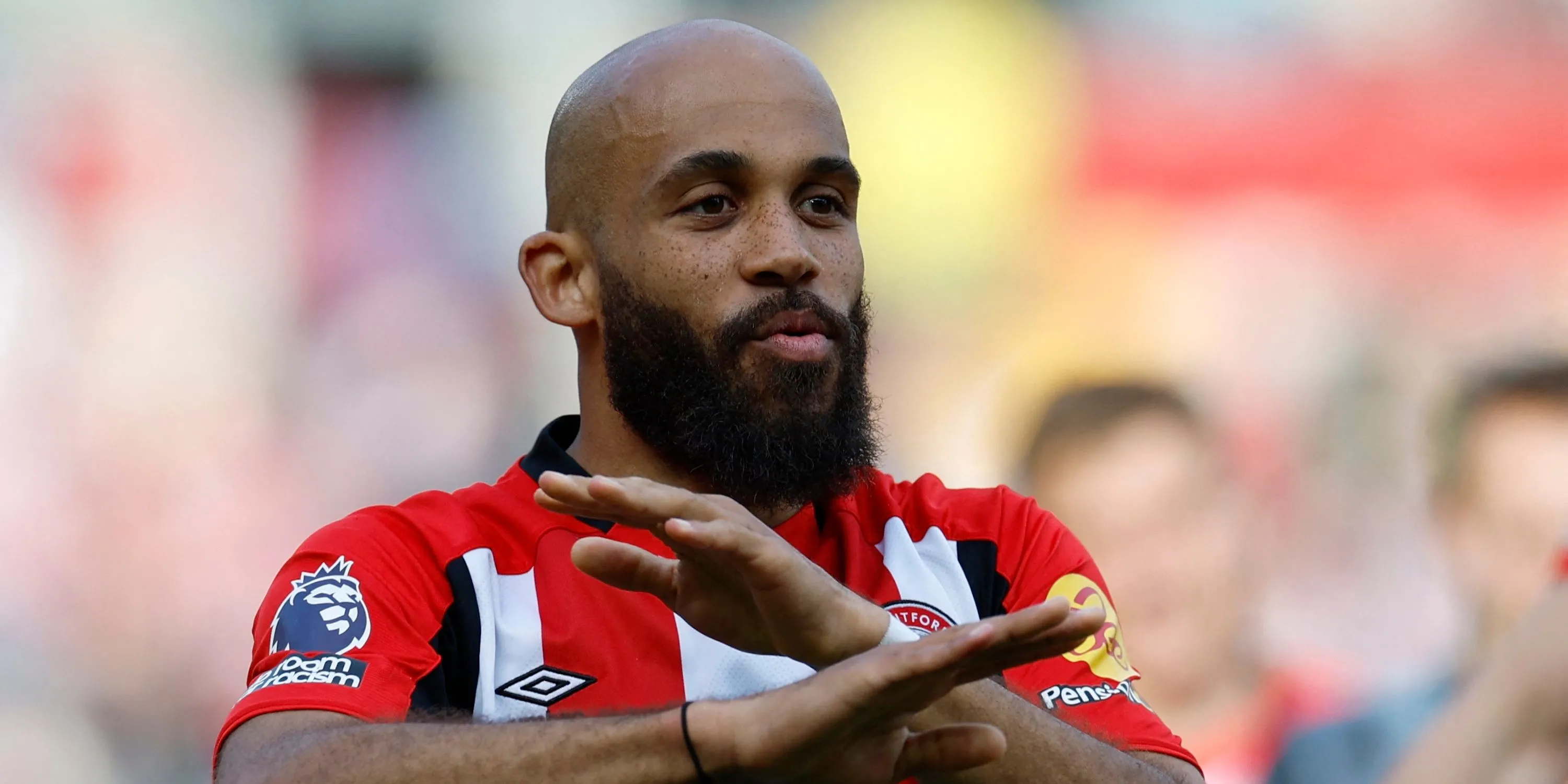 Bryan Mbeumo của Brentford ăn mừng bàn thắng tại Premier League