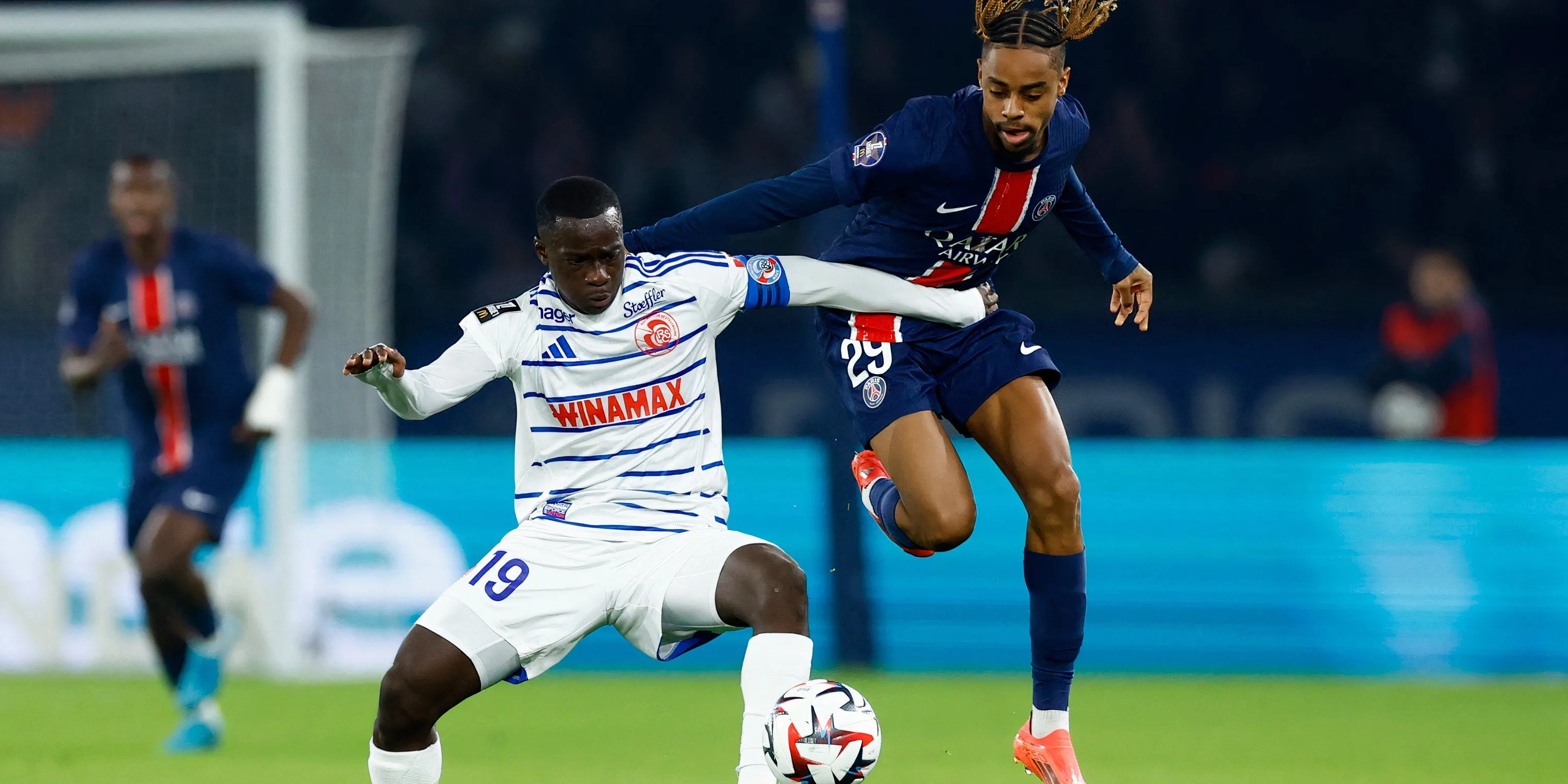 Cầu thủ Habib Diarra thi đấu cho Strasbourg tại Ligue 1