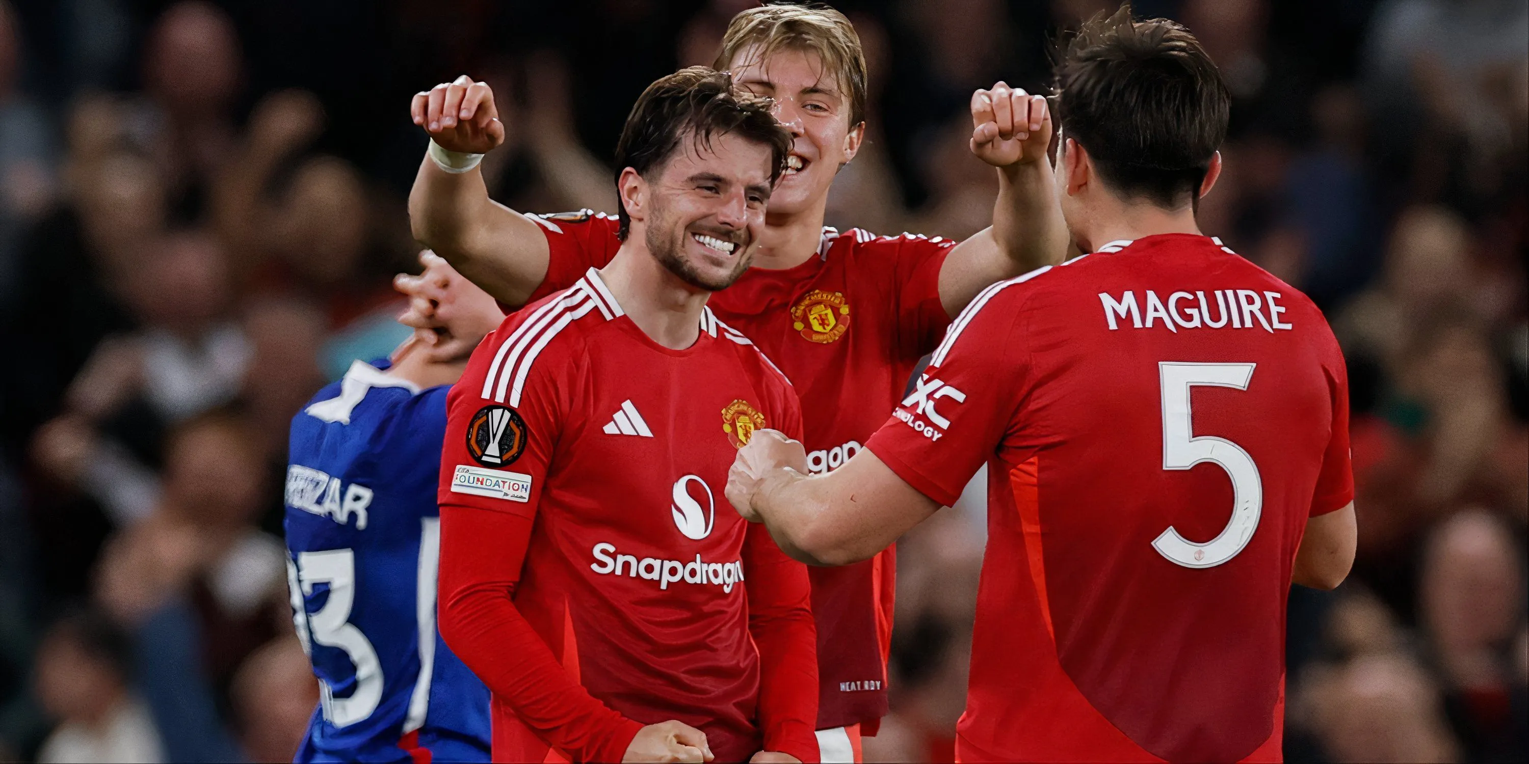 Cầu thủ Man Utd ăn mừng trong một trận đấu quan trọng tại Europa League