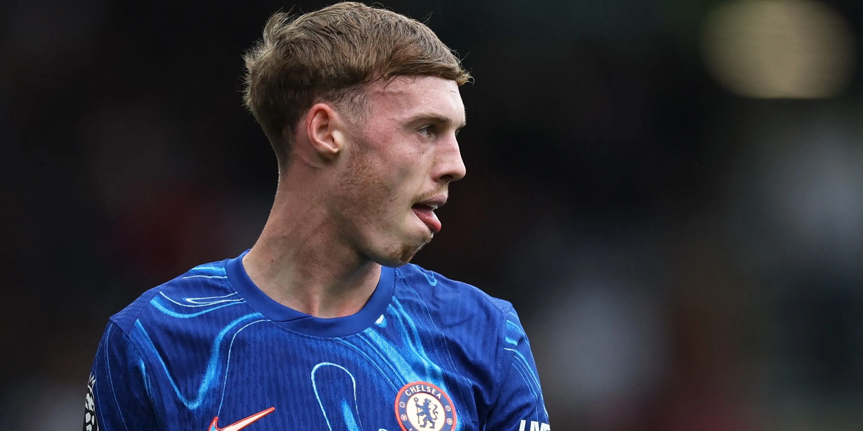 Cole Palmer thể hiện sự thất vọng khi Chelsea gặp khó ghi bàn