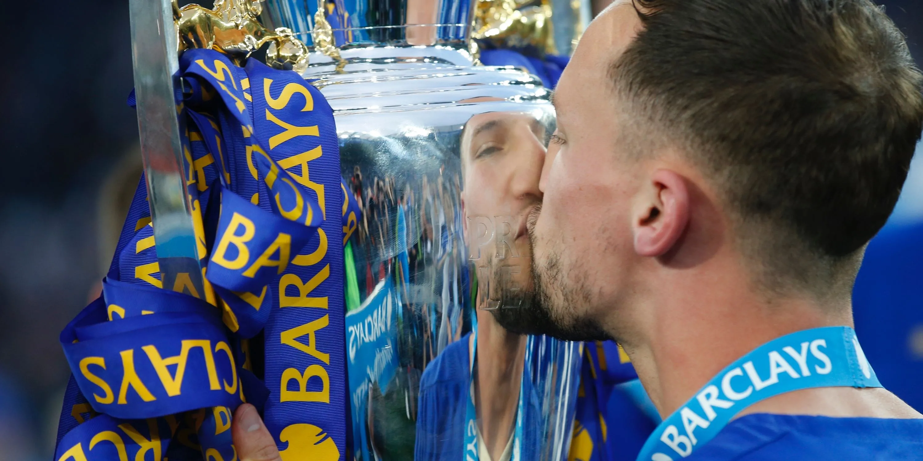 Danny Drinkwater trong màu áo Chelsea