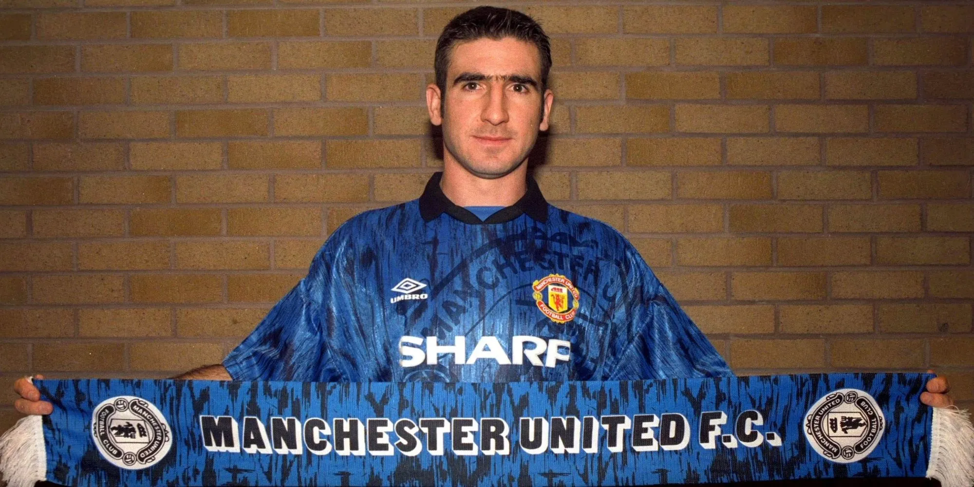 Eric Cantona trong màu áo Manchester United