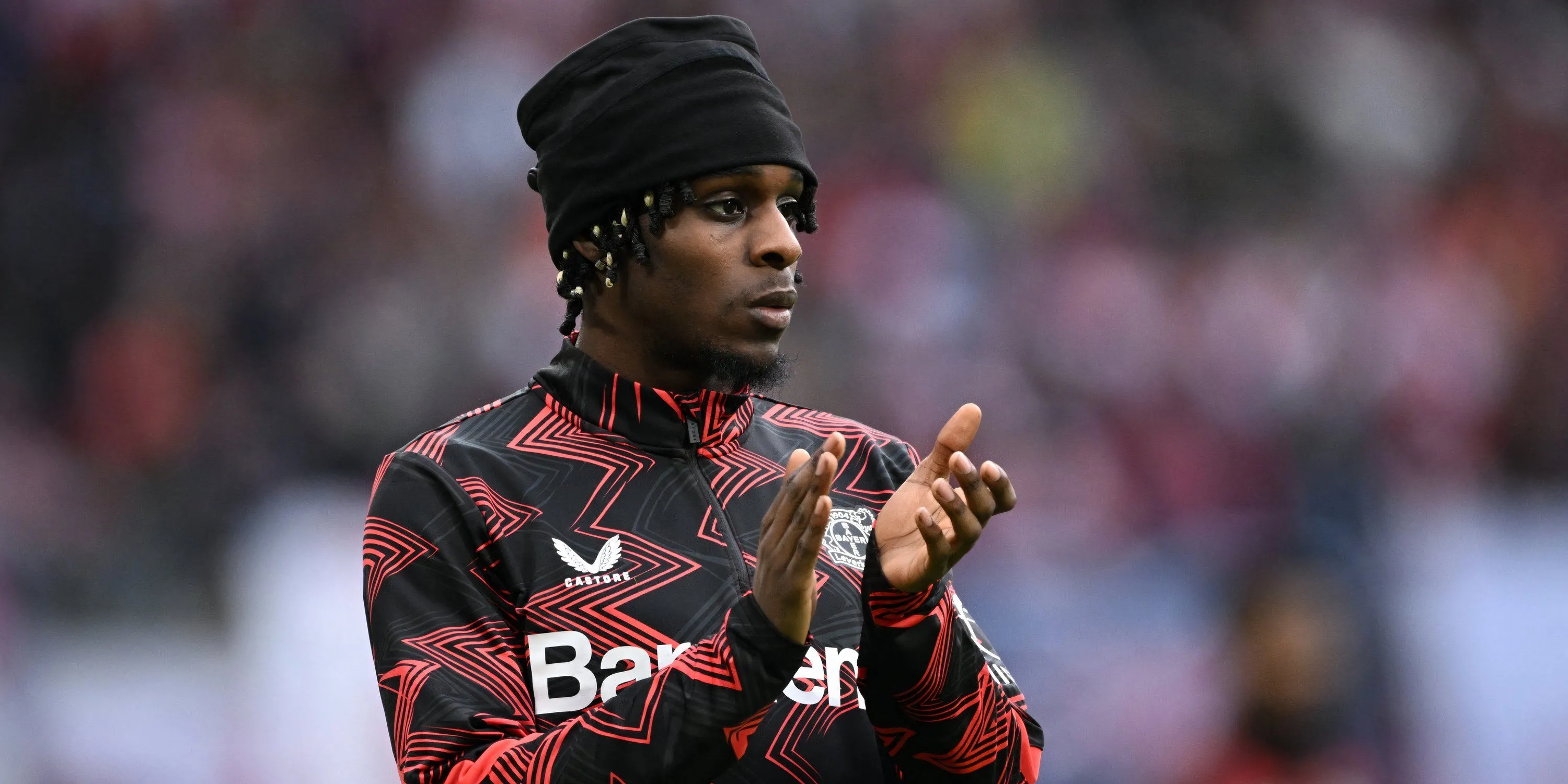 Hậu vệ Jeremie Frimpong của Bayer Leverkusen, mục tiêu chuyển nhượng của Liverpool.