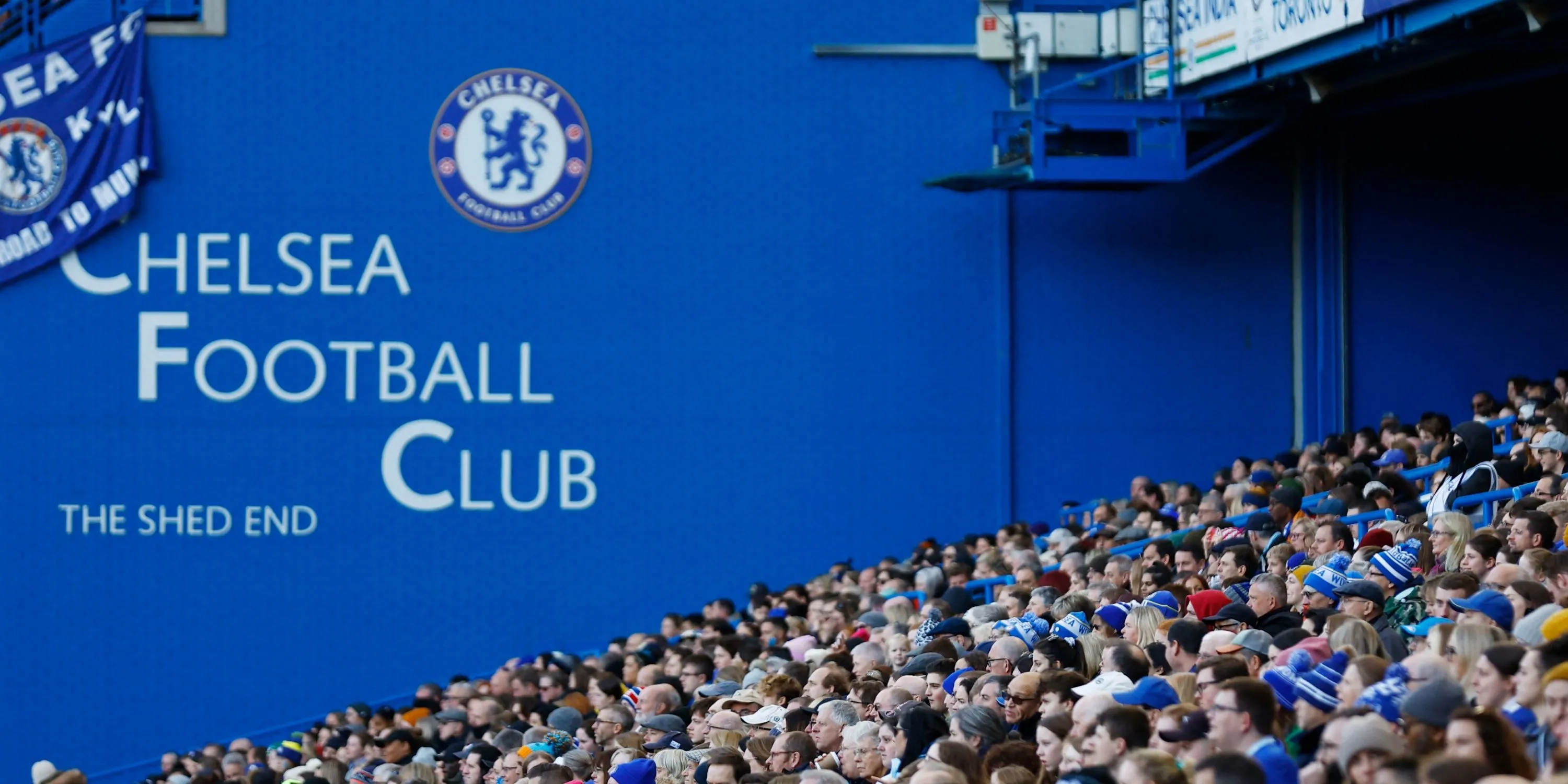 Hình ảnh tổng quan sân vận động Stamford Bridge, nơi diễn ra trận đấu giữa Chelsea và Manchester United.