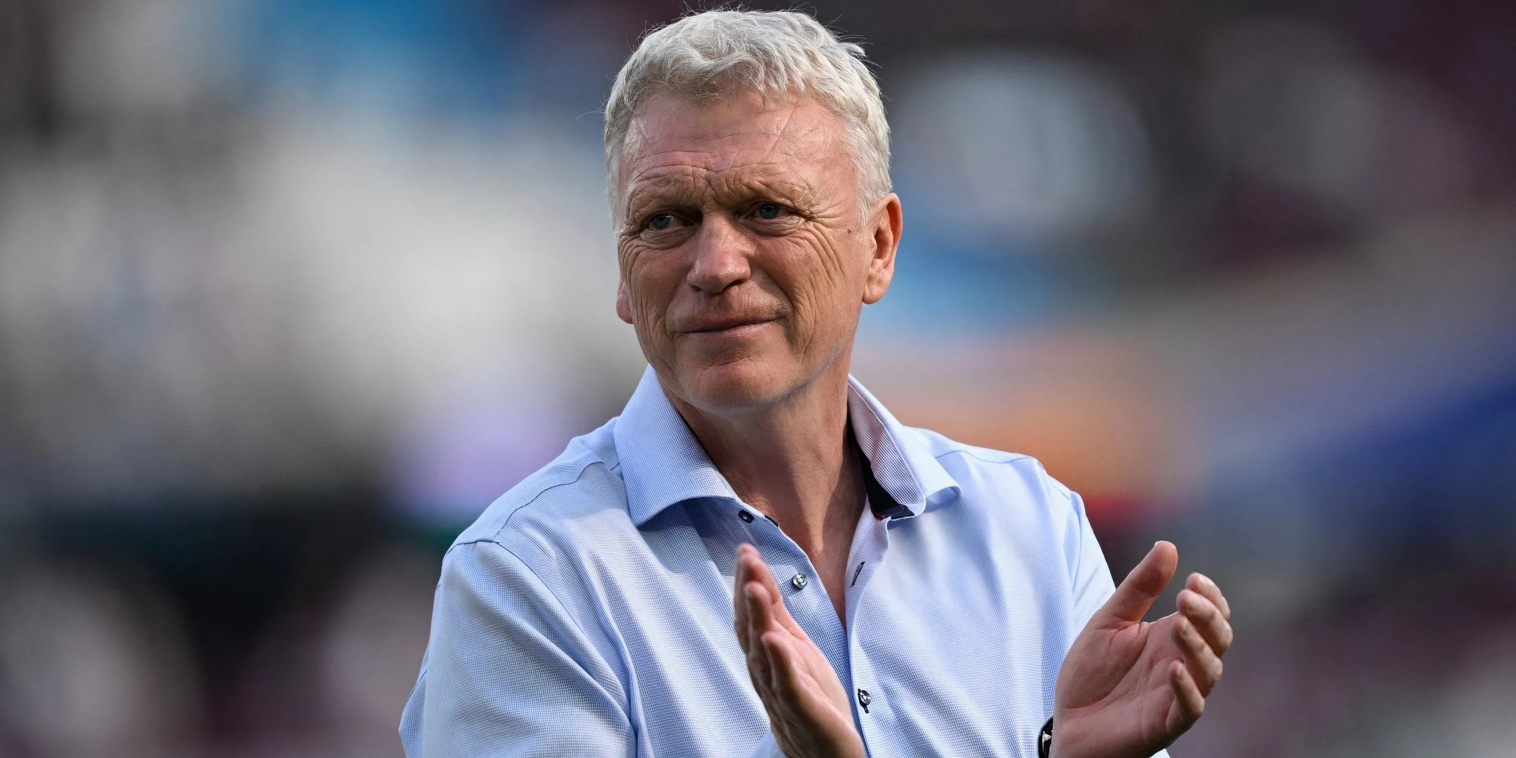 HLV David Moyes vỗ tay cảm ơn người hâm mộ Everton