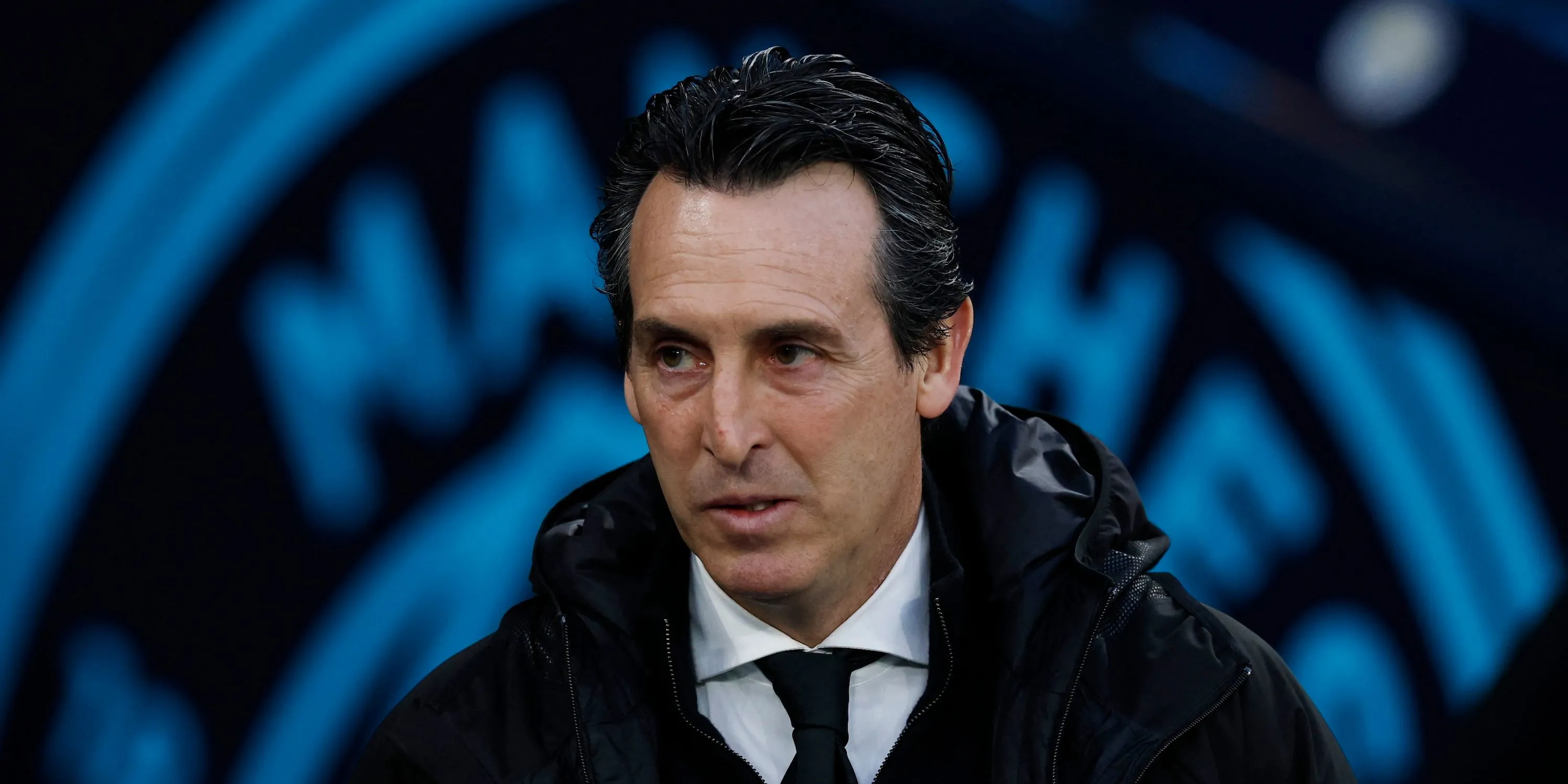 HLV Unai Emery ăn mừng chiến thắng quan trọng của Aston Villa