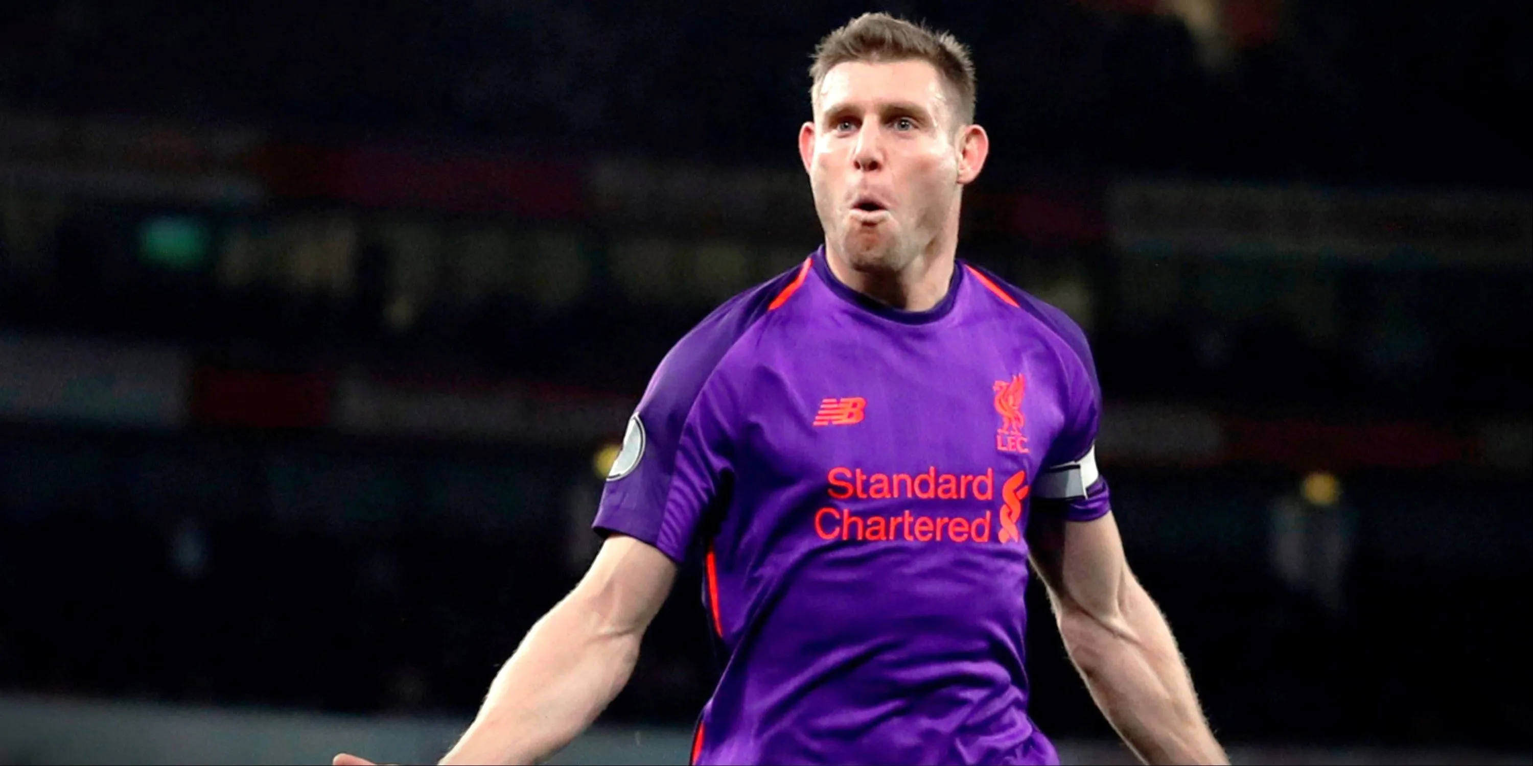 James Milner ăn mừng bàn thắng cho Liverpool