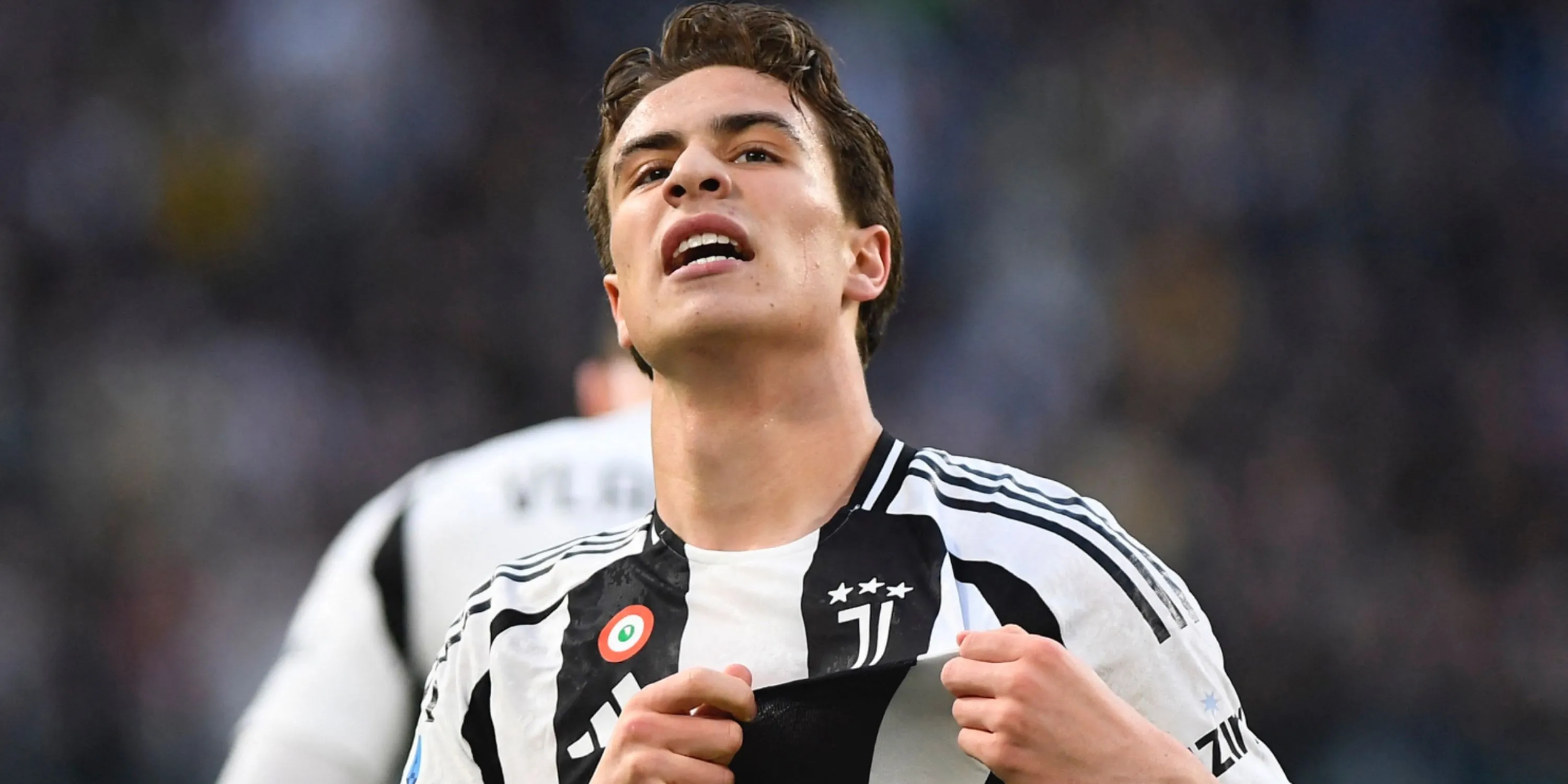 Kenan Yildiz trong màu áo Juventus thể hiện kỹ năng