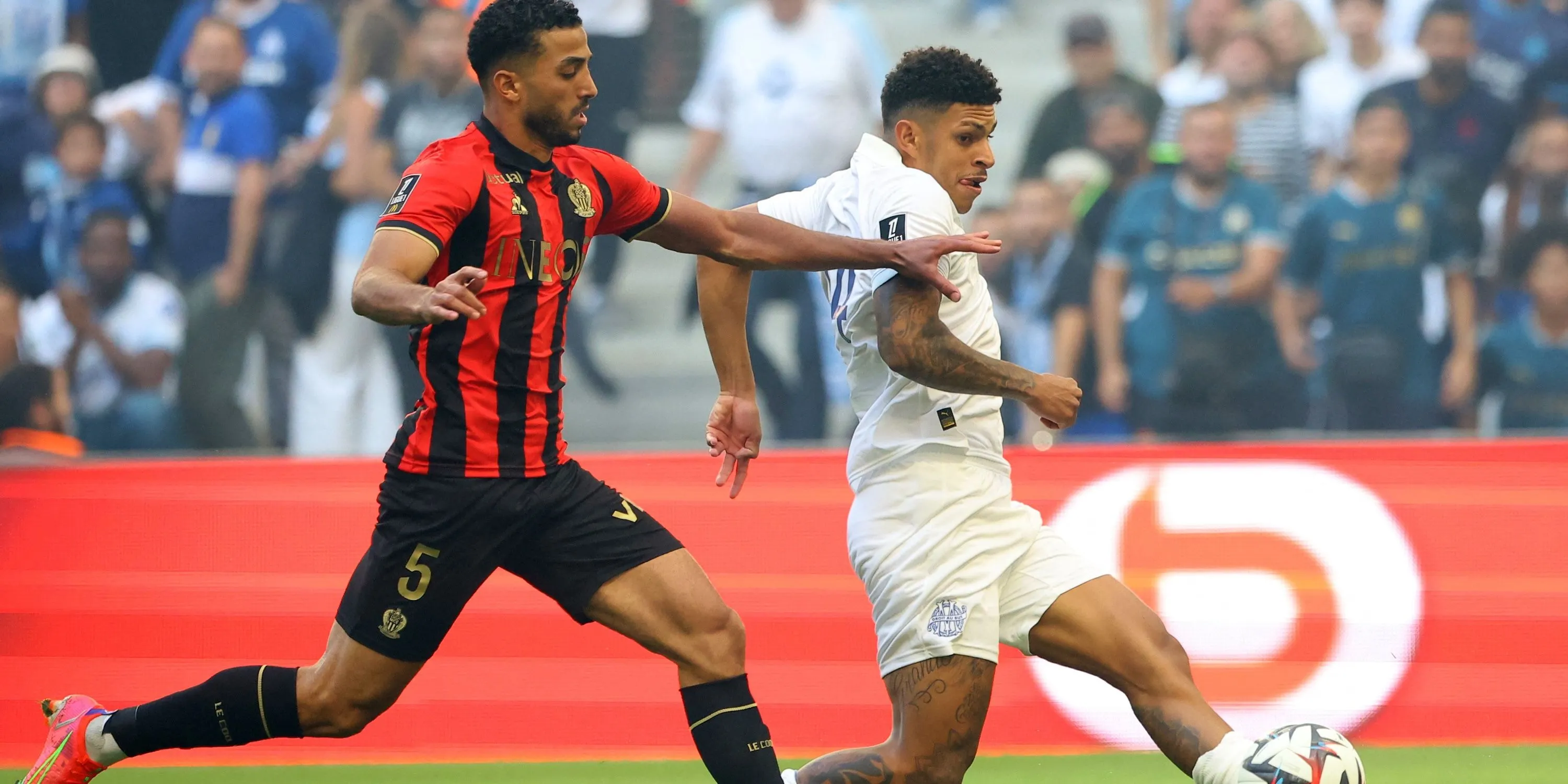 Luis Henrique trong màu áo Marseille trên sân cỏ