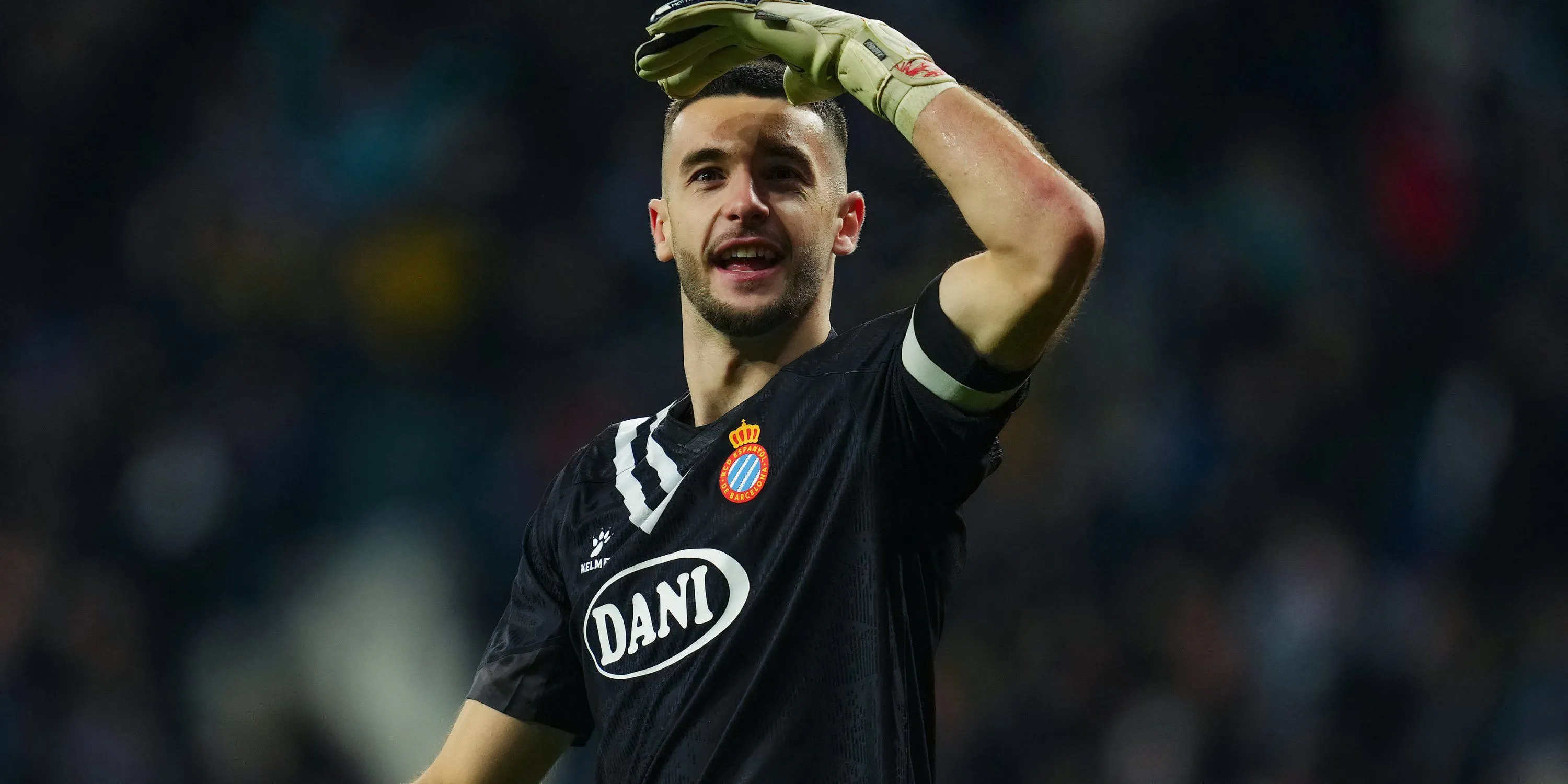 Thủ môn Joan Garcia của Espanyol, mục tiêu chuyển nhượng tiềm năng của Aston Villa