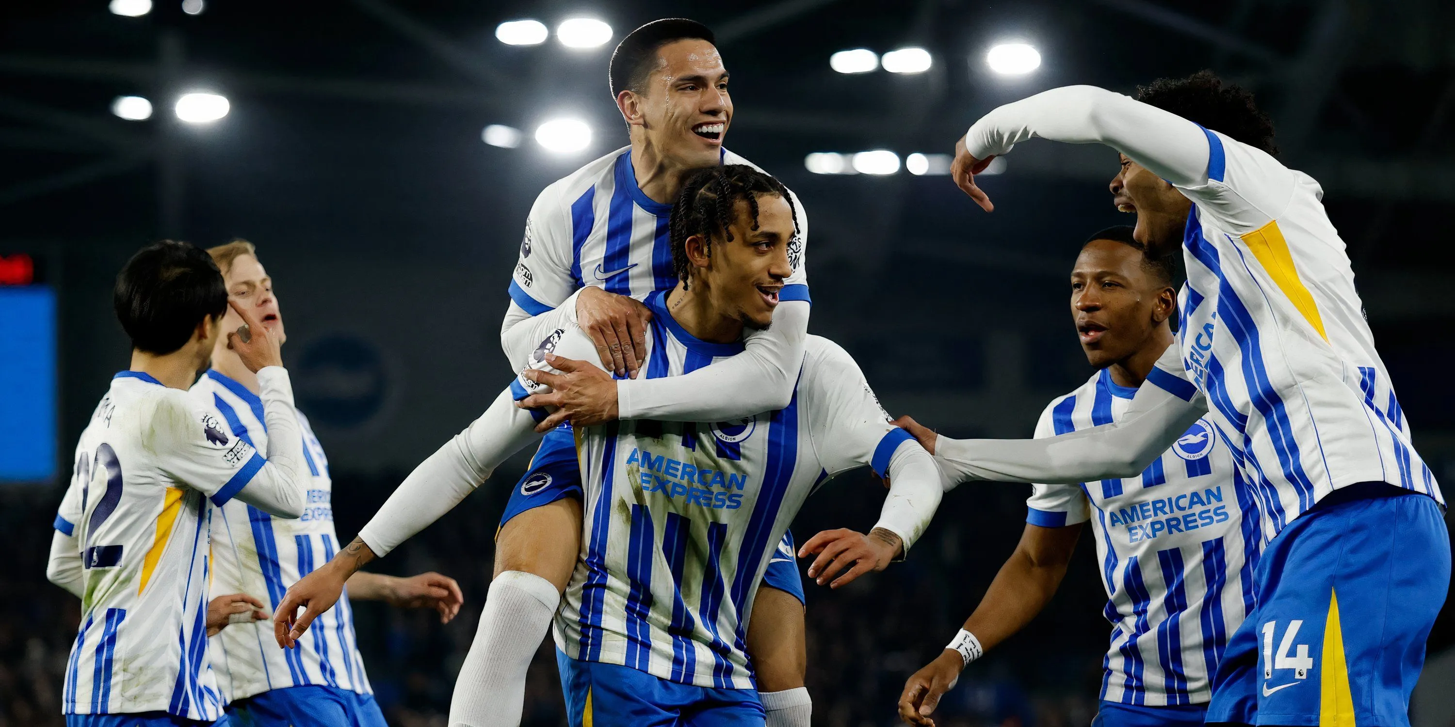 Tiền đạo Joao Pedro của Brighton được HLV Fabian Hurzeler khen ngợi
