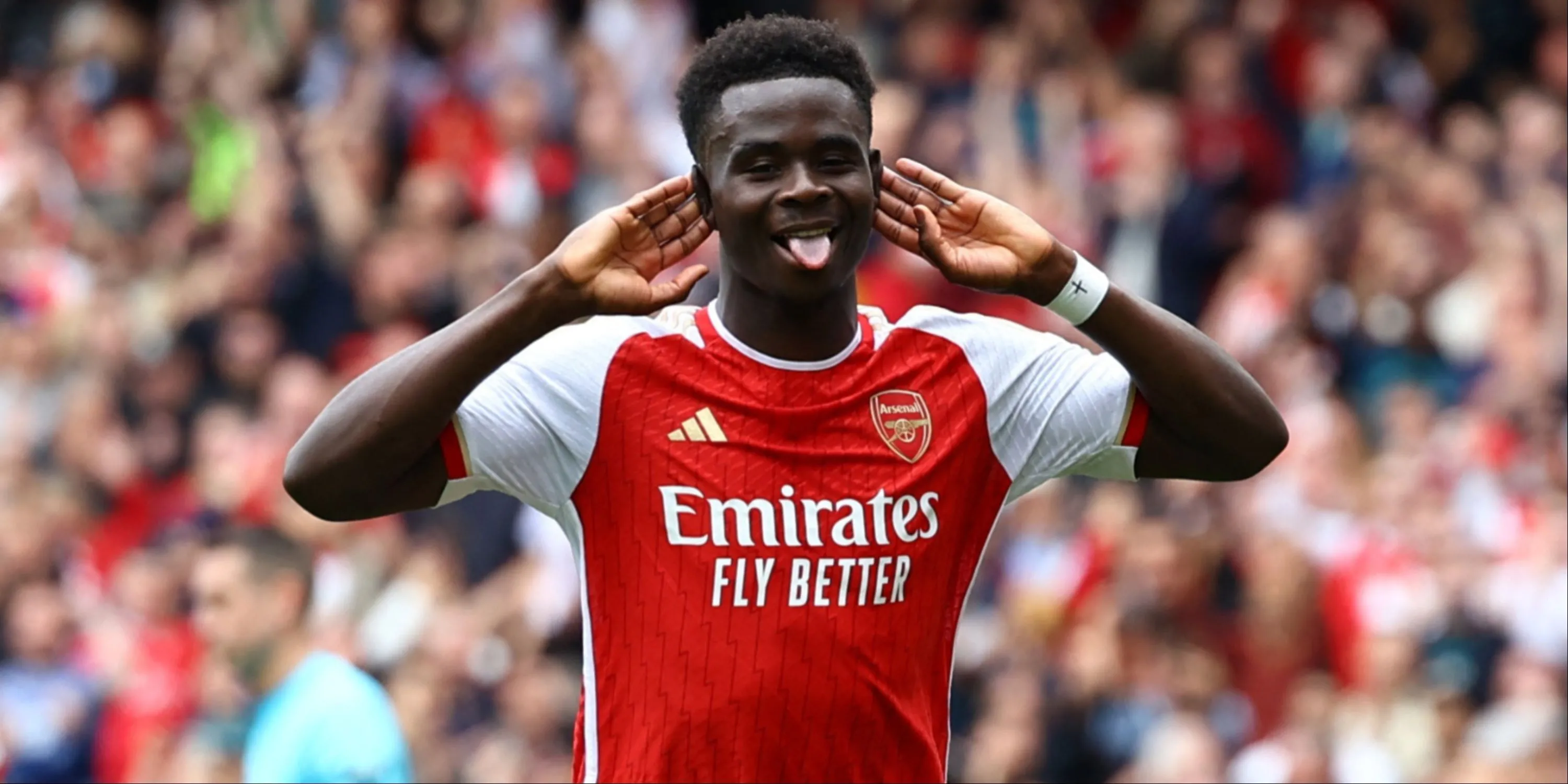 Bukayo Saka ăn mừng bàn thắng, ngôi sao chạy cánh của Arsenal