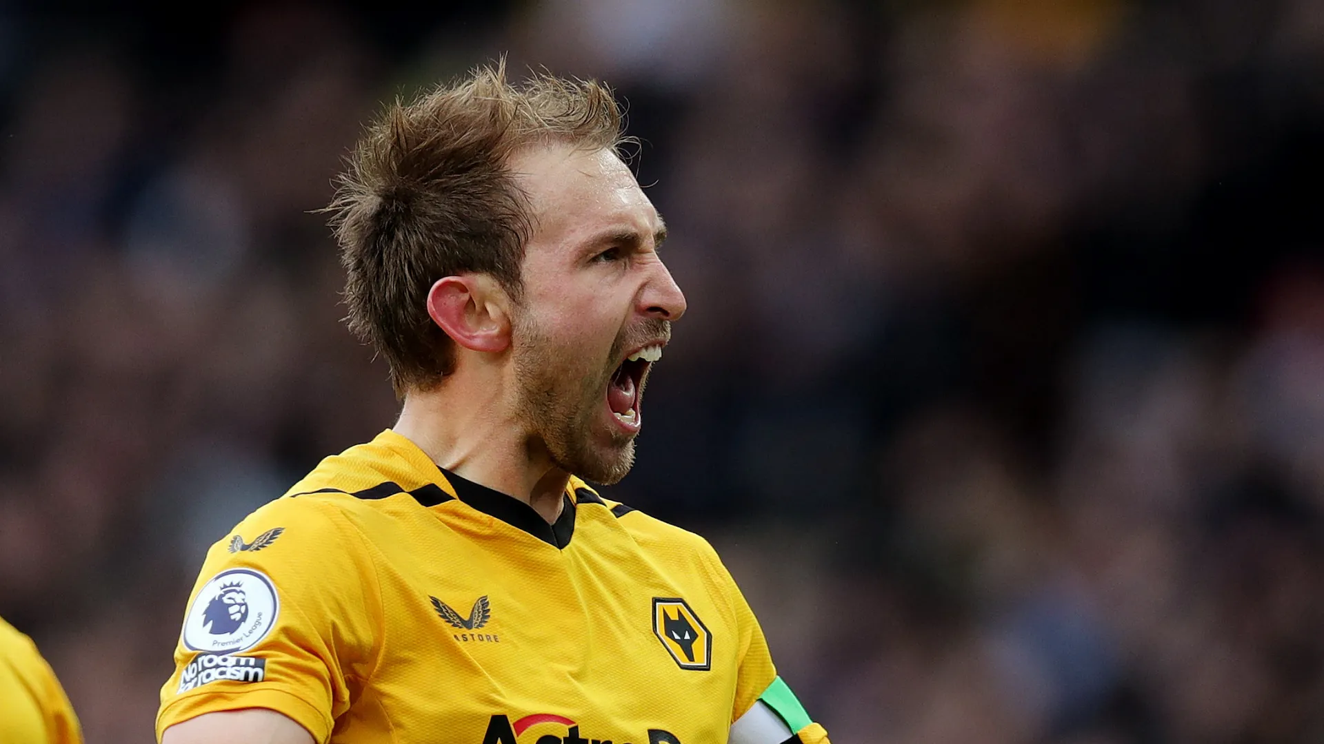 Chân dung trung vệ Craig Dawson của câu lạc bộ Wolves