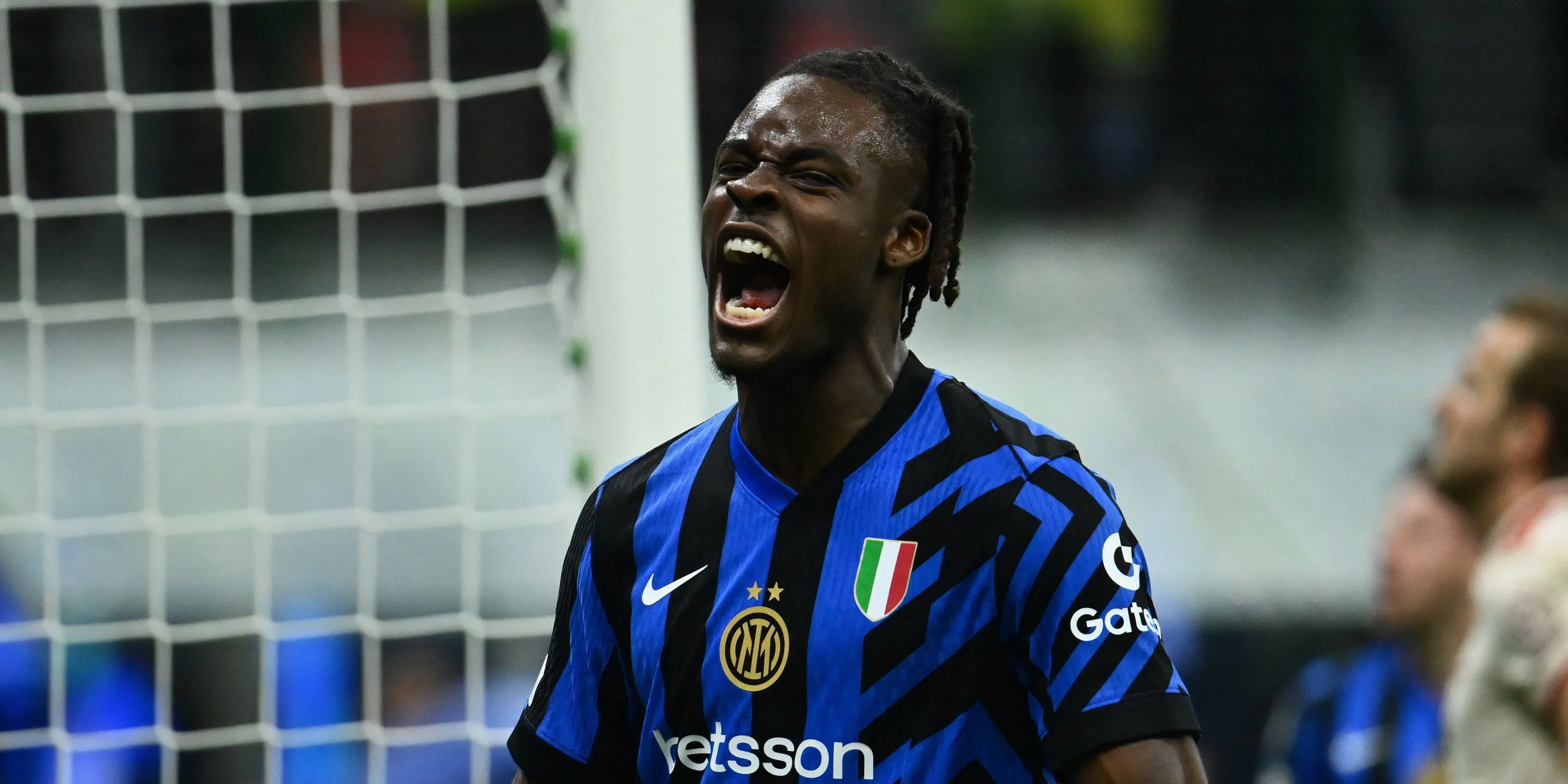 Chân dung trung vệ Yann Bisseck, mục tiêu chuyển nhượng của Manchester United
