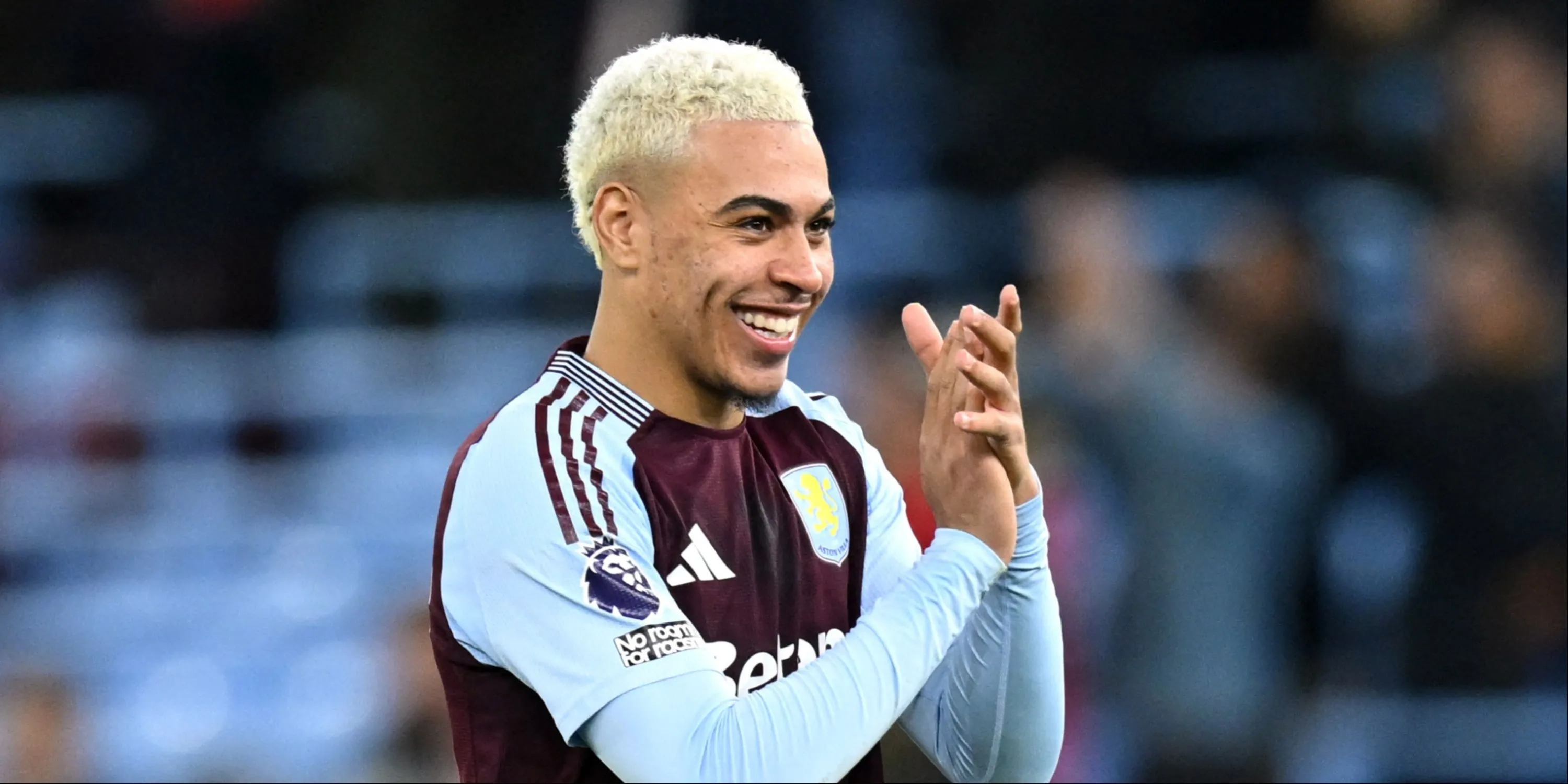 Morgan Rogers trong màu áo Aston Villa, cầu thủ được Arsenal quan tâm