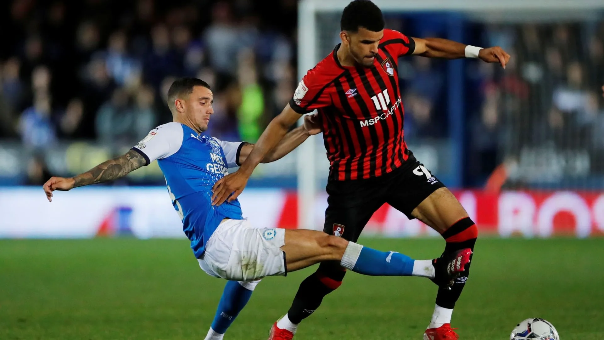 Oliver Norburn từng thi đấu cho Peterborough United, một trong những câu lạc bộ cũ của tân binh Notts County