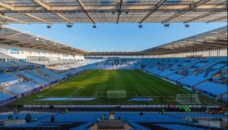 Cảnh quan bên trong Sân vận động Coventry Building Society Arena