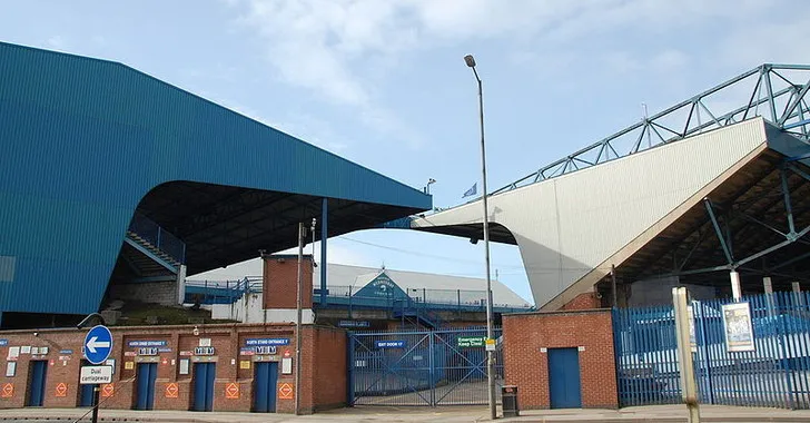 Cổng soát vé (turnstiles) bên ngoài sân vận động Hillsborough