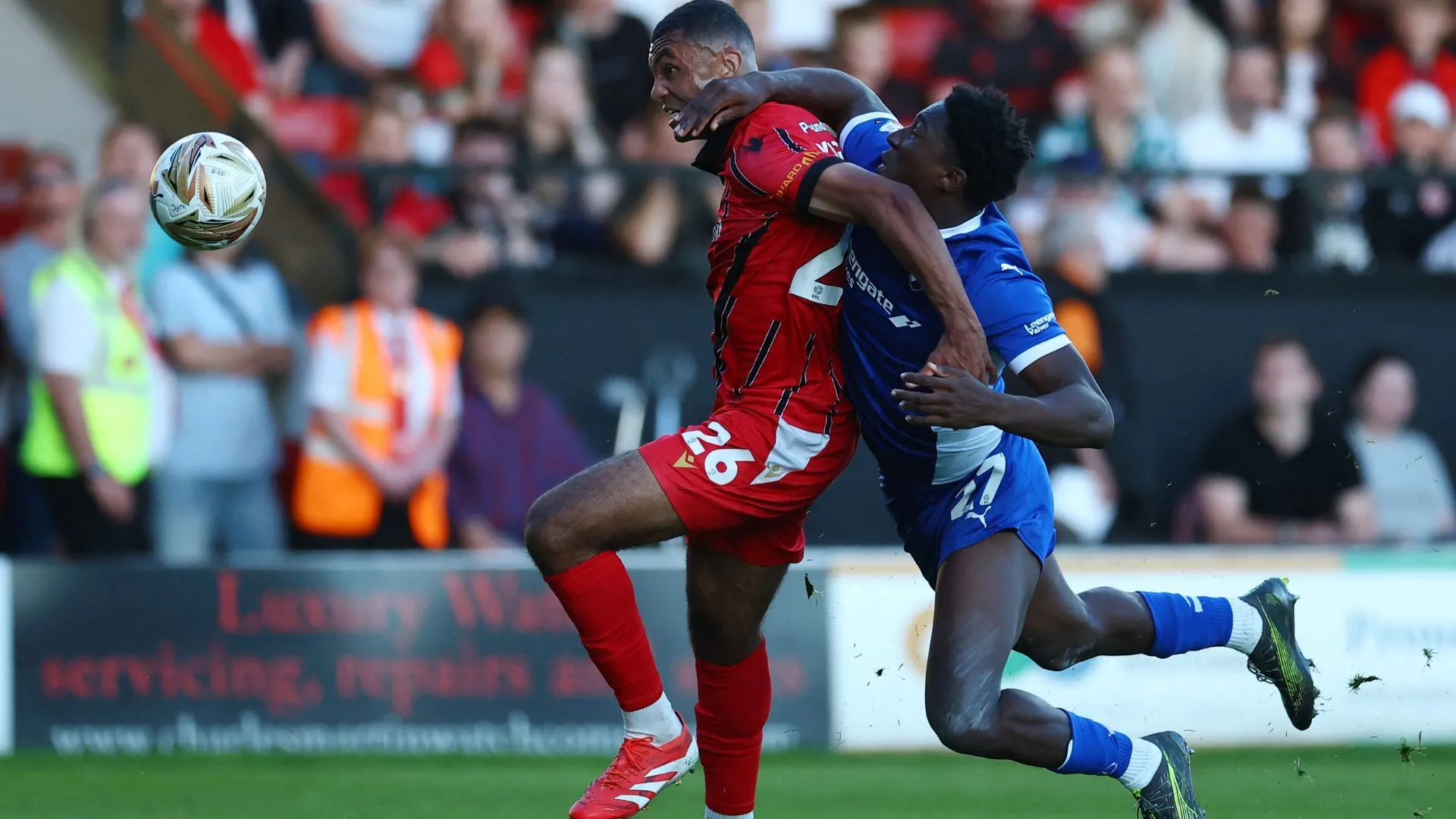 David Okagbue trong màu áo Walsall