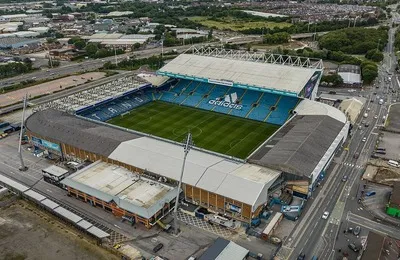 Khán đài Elland Road nhìn từ trên cao