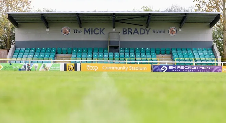 Khán đài Mick Brady tại sân vận động New Windmill Ground