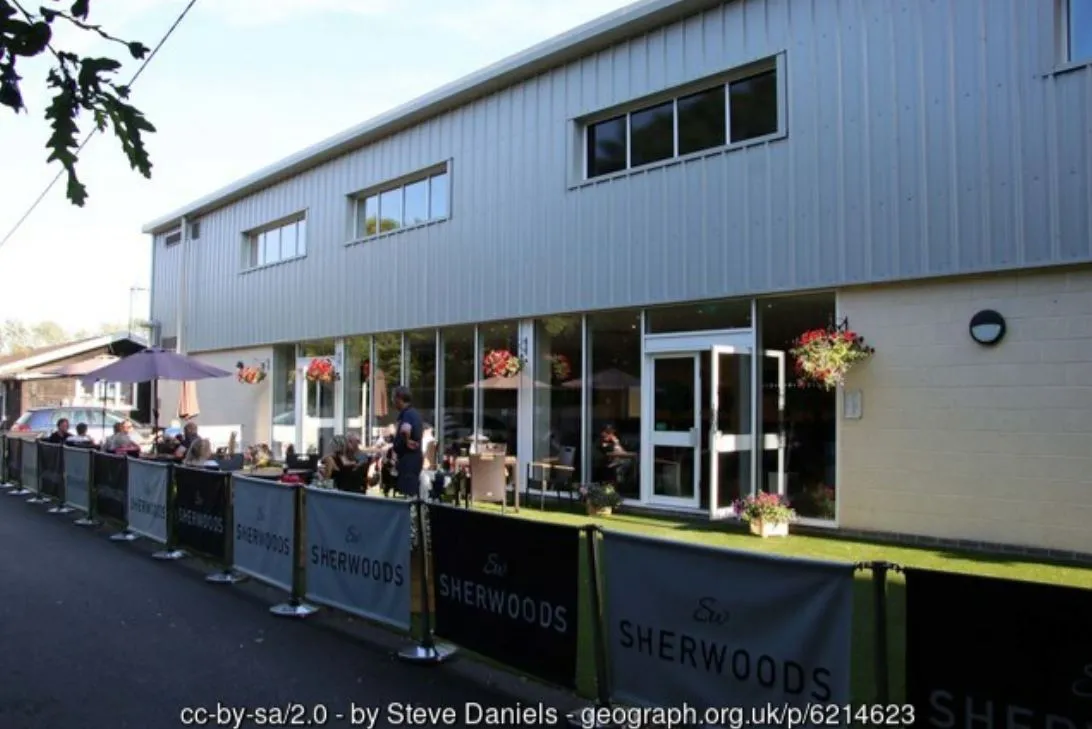 Khán đài Shed End tại sân Silverlake Stadium, Eastleigh - khu vực cổ động viên