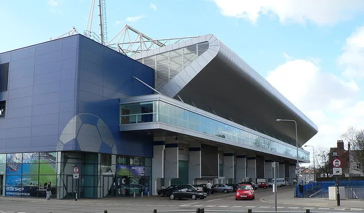 Khán đài Sir Bobby Robson (North Stand) tại sân Portman Road