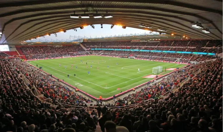 Không khí ngày thi đấu tại Sân Riverside Middlesbrough