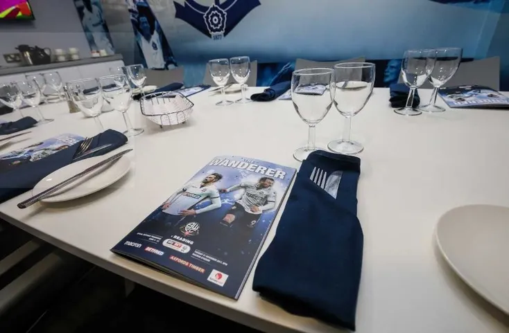 Khu vực dịch vụ khách sạn VIP tại sân vận động Bolton Wanderers