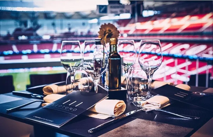 Khu vực VIP và dịch vụ khách sạn cao cấp tại sân vận động Estadio Metropolitano