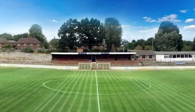 Sân The Meadow của Chesham United từ trên cao