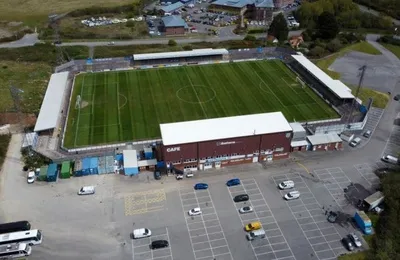 Sân vận động Bob Lucas, thánh địa của Weymouth FC