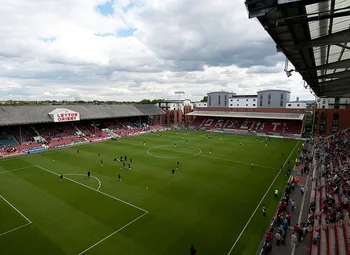 Sân vận động Brisbane Road, sân nhà của Leyton Orient