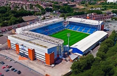 Sân vận động Ewood Park của Blackburn Rovers nhìn từ trên cao