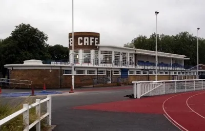 Sân vận động Queen Elizabeth II Pavilion, sân nhà của Enfield Town FC