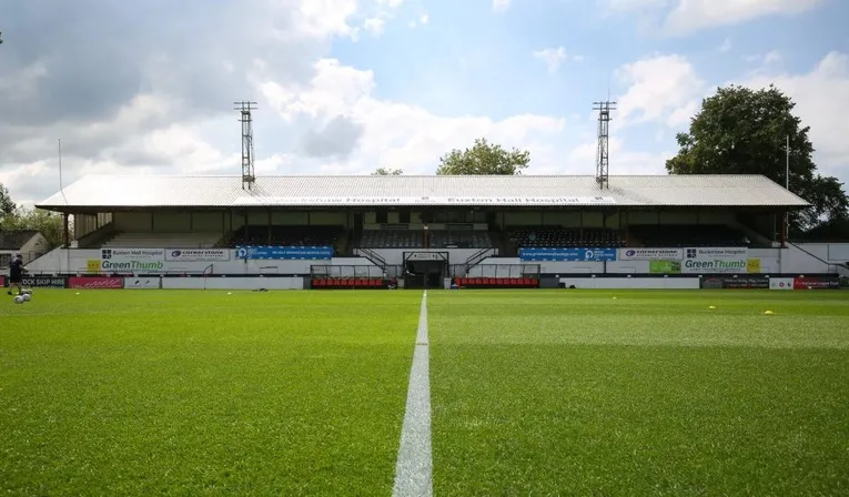 Sơ đồ và vị trí khán đài chính Main Stand tại Sân Victory Park Chorley