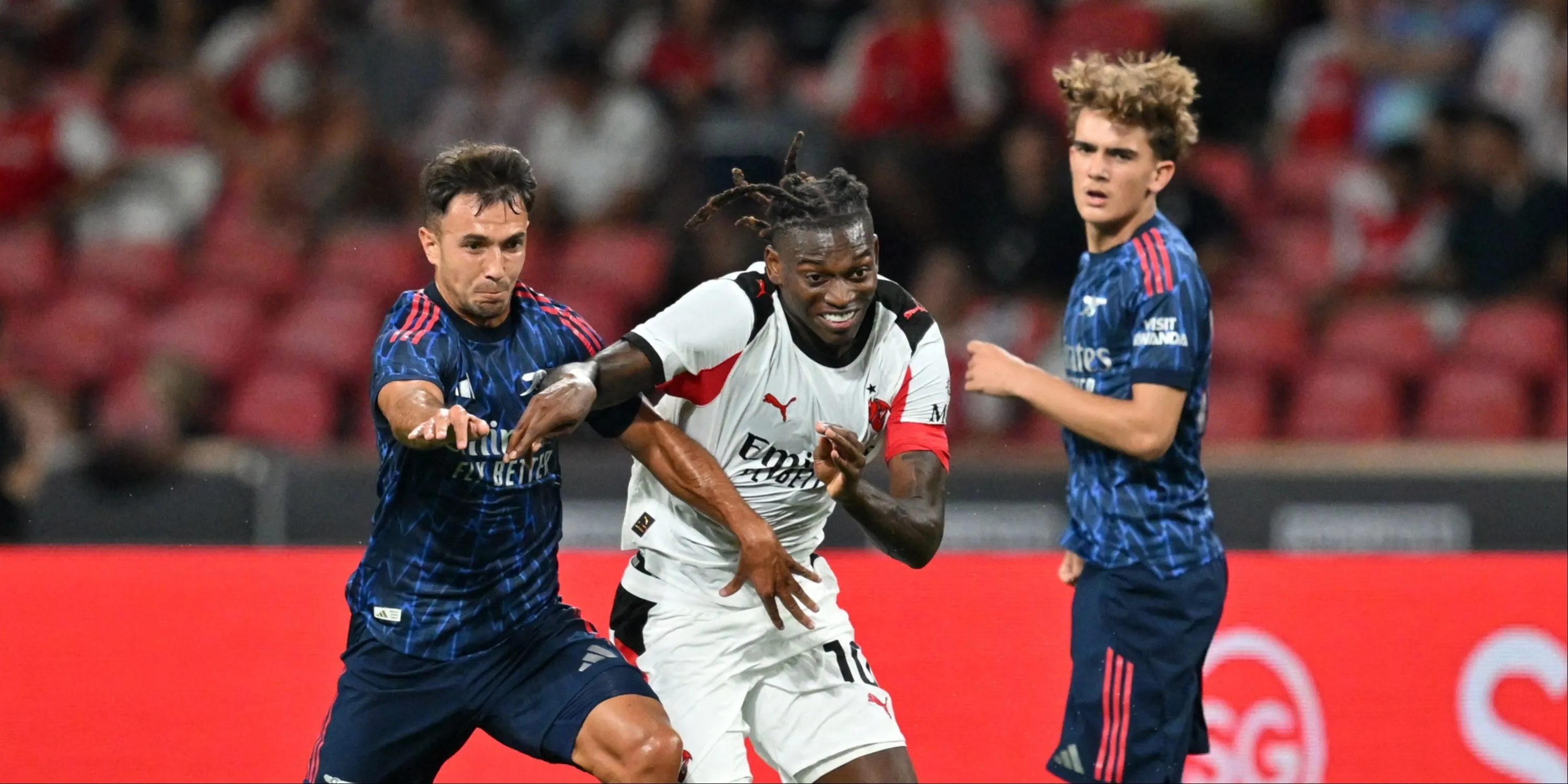 Tiền vệ trẻ Max Dowman (15 tuổi) của Arsenal trong trận ra mắt đội một.