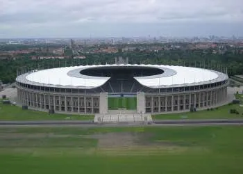 Toàn cảnh sân vận động Olympiastadion Berlin lịch sử và hùng vĩ