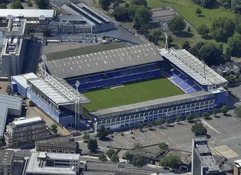 Toàn cảnh sân vận động Portman Road, mái nhà của Ipswich Town FC