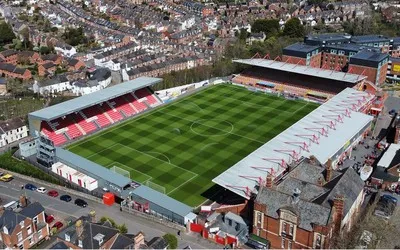 Toàn cảnh sân vận động St. James Park, Exeter City nhìn từ trên cao