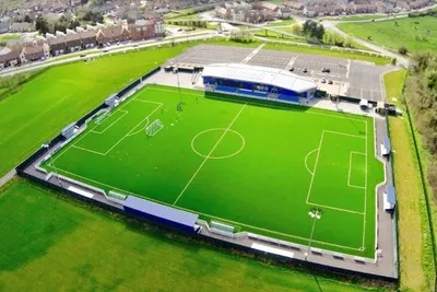 Tổng quan sân Parkside Stadium của CLB Aveley FC