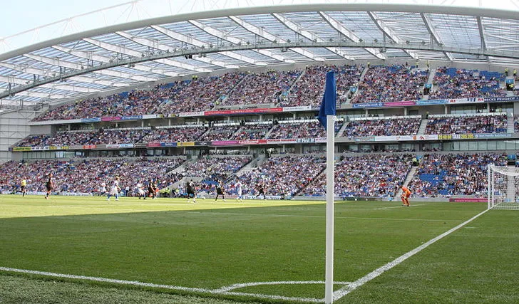 Trận đấu khai mạc Falmer Stadium: Brighton vs Spurs ngày 30/7/2011