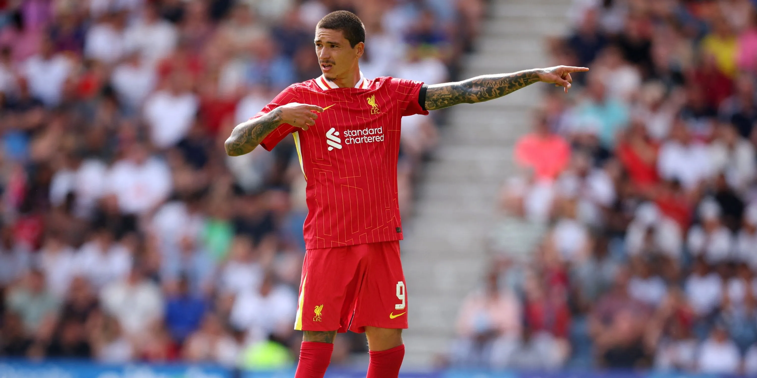 Darwin Nunez, người đã rời Liverpool, thường có những màn trình diễn thất thường.