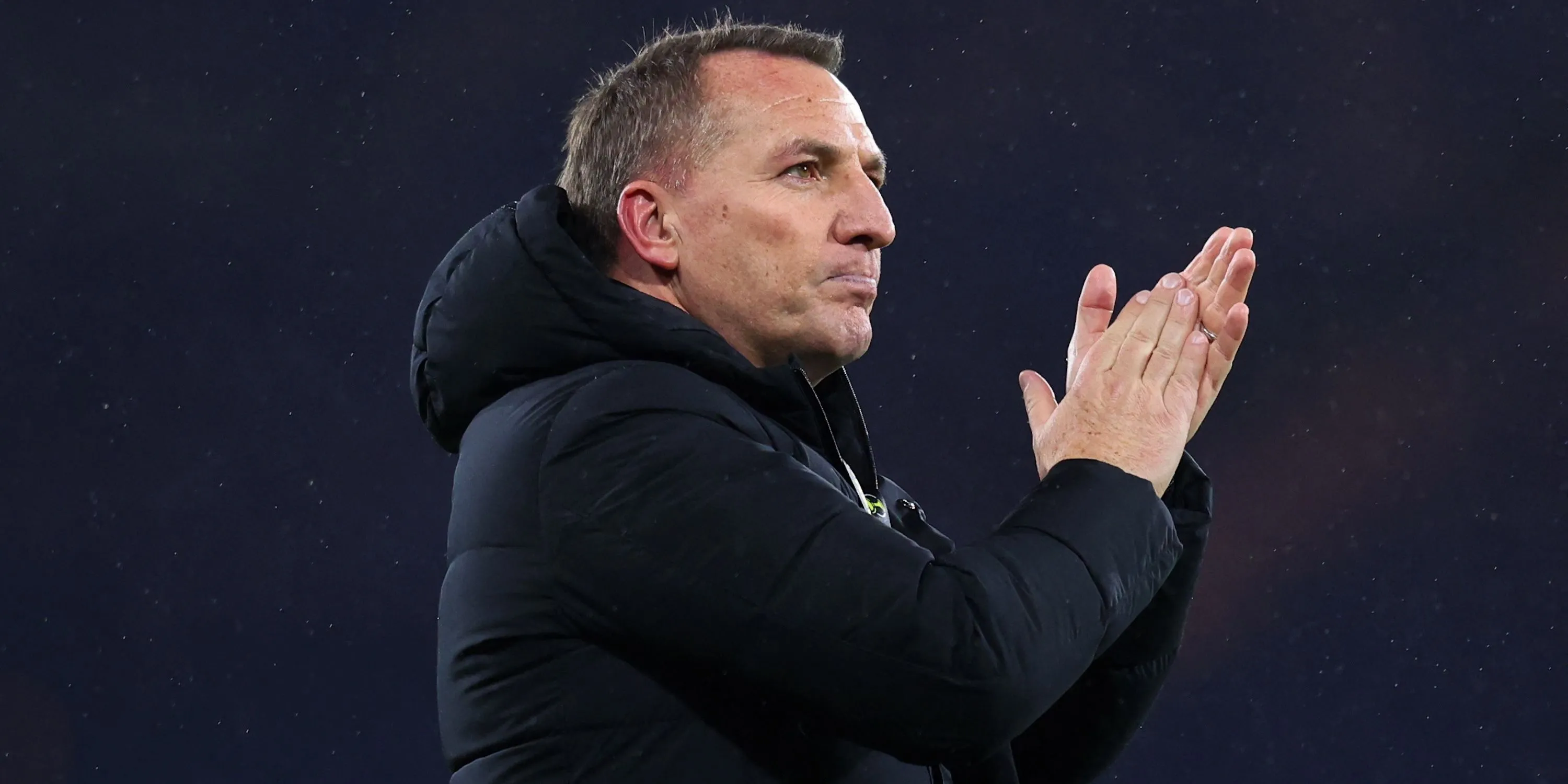 HLV Brendan Rodgers ăn mừng chức vô địch cùng Celtic