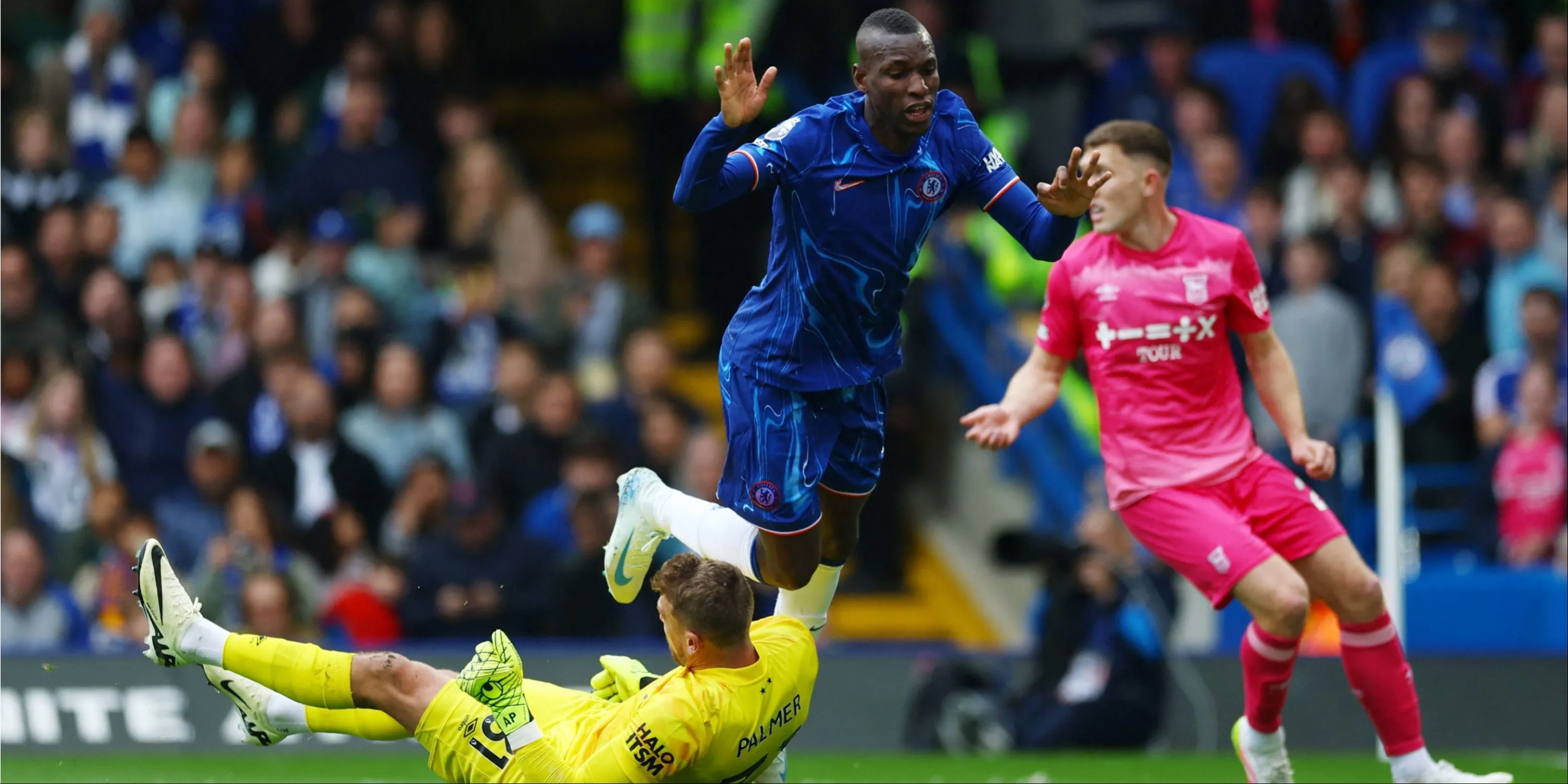 Tiền đạo Nicolas Jackson của Chelsea, người muốn gia nhập Aston Villa.