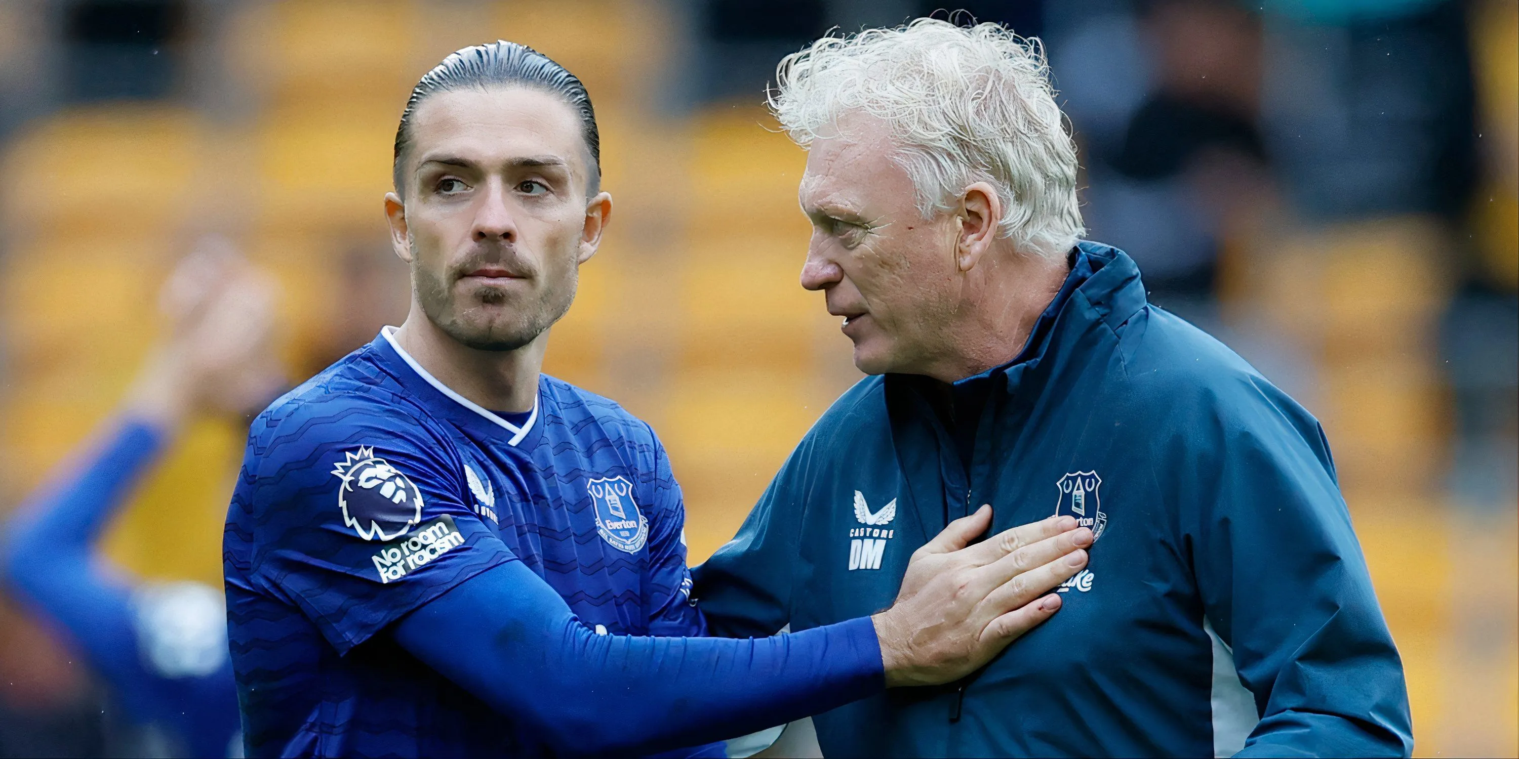 HLV David Moyes và Jack Grealish tại Everton