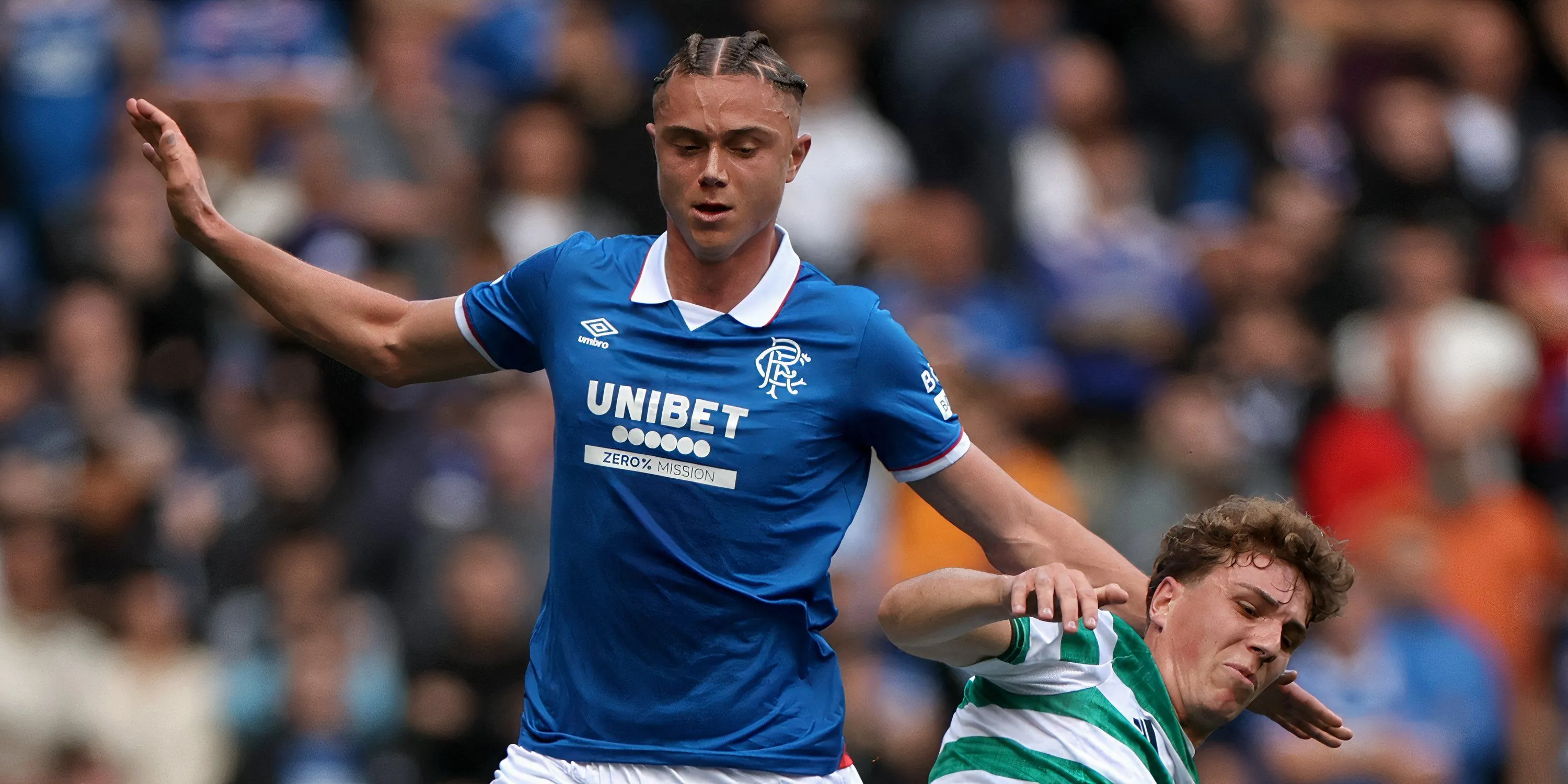 Thelo Aasgaard - bản hợp đồng mới đầy tiềm năng của Rangers từ Luton Town